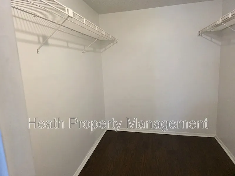 3 bed, 2.0 bath, 1140 sqft, $2,495 — Photo 4