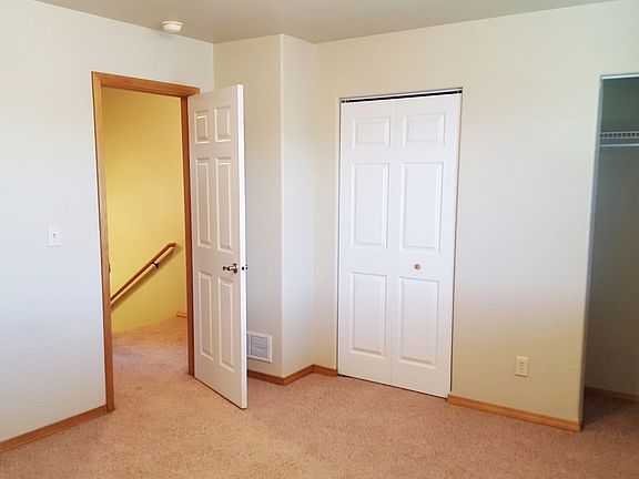 3rd image of 94 10th St APT A