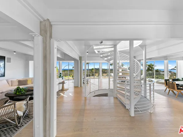 6375 Gayton Pl, Malibu, CA 90265