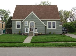 216 Schuyler Dr, Kettering, OH 45429
