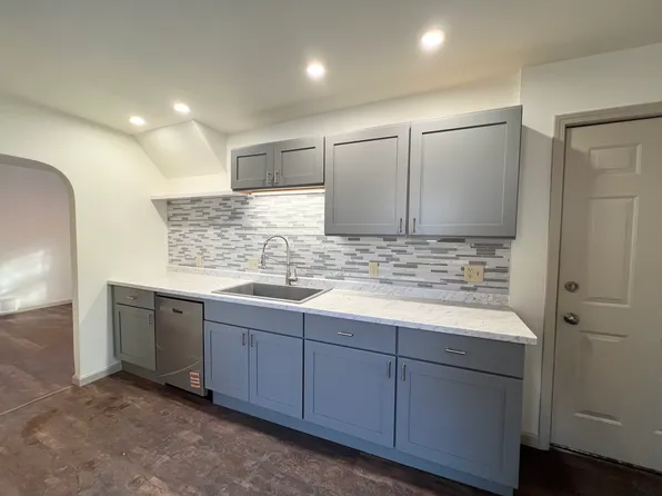 80 Meadow Pl APT 2, Buffalo, NY 14225