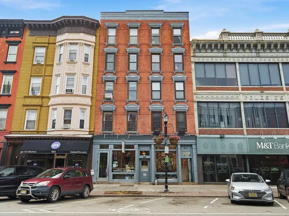1016 Washington Street image 1 of 26