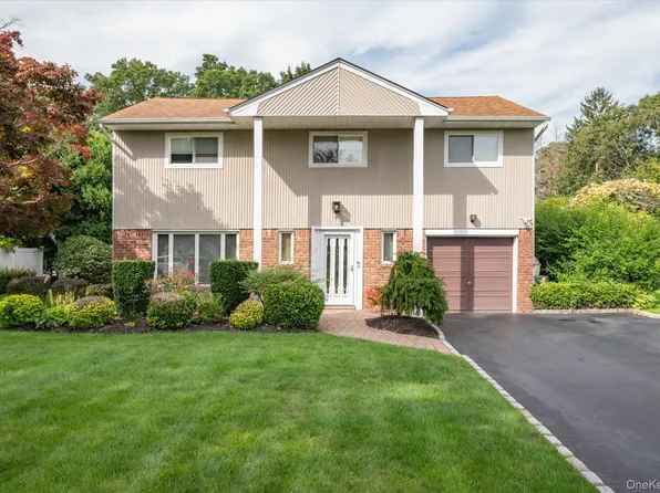 10 Klaibar Lane, East Northport, NY 11731