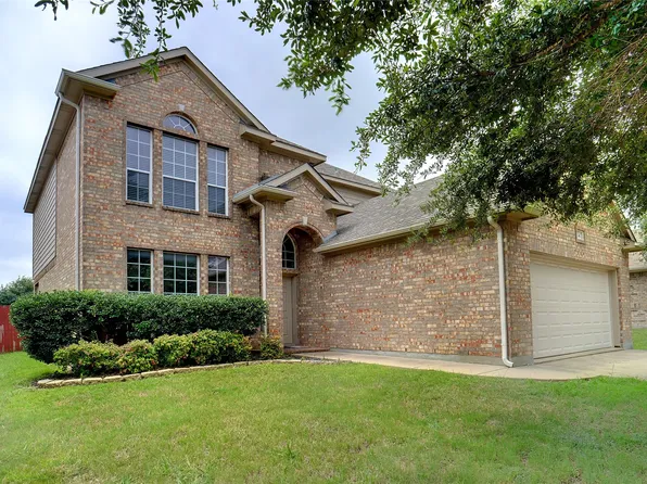 6341 Redeagle Creek Dr, Fort Worth, TX 76179