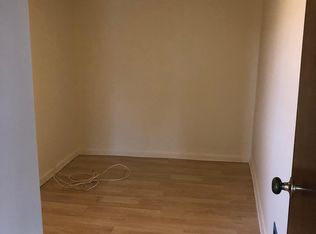 60 E Kinney St, Newark, NJ 07102