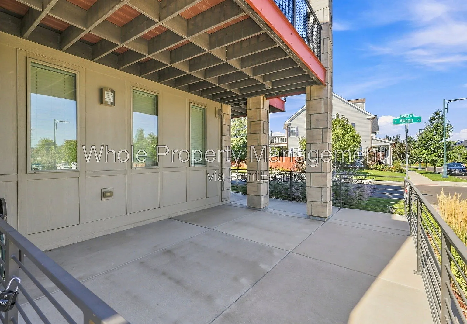 2 bed, 2.5 bath, 1633 sqft, $2,900 — Photo 2