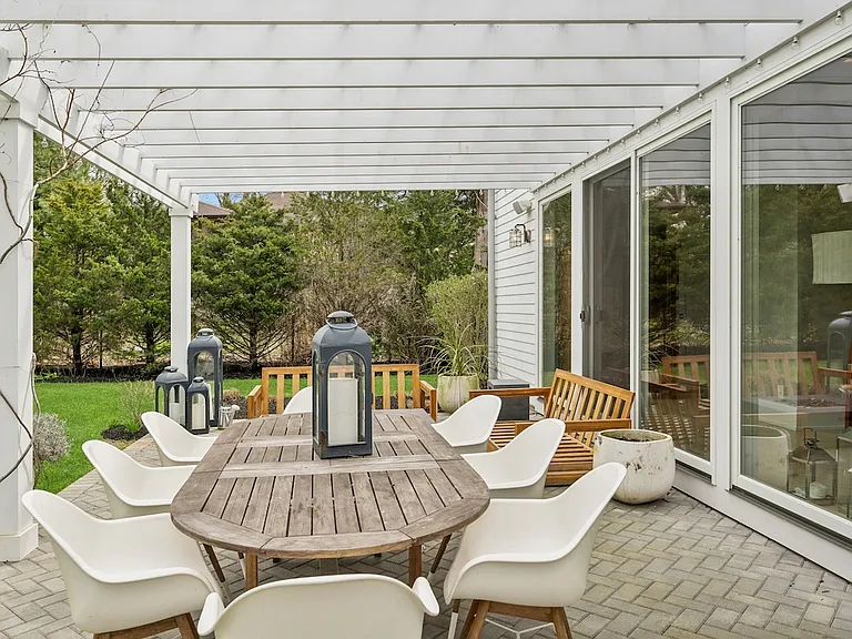 9 S Harbor Dr — Photo 34