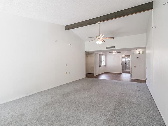 2nd image of 200 Leisure World
