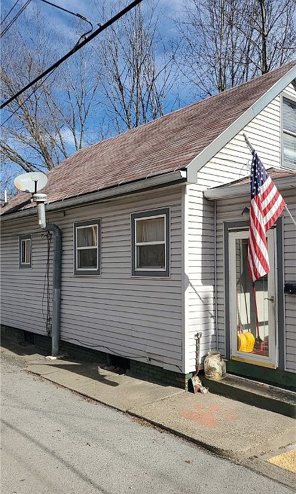 2nd image of 614 20th St