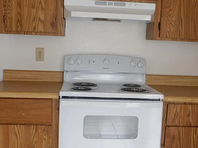 441 W 20th Ave #4 — Photo 8