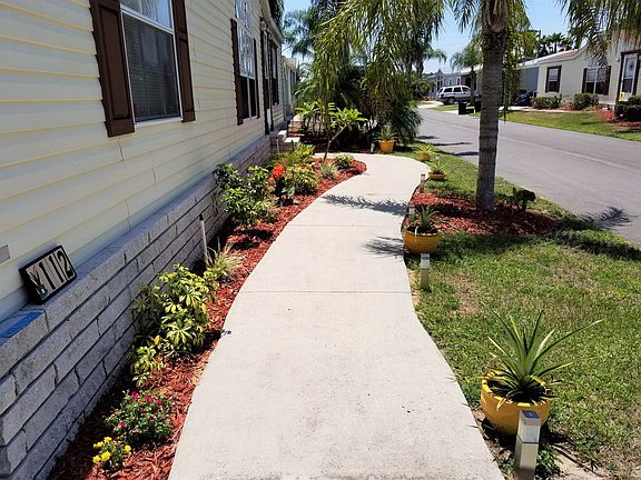 cheerful sidewalk in front