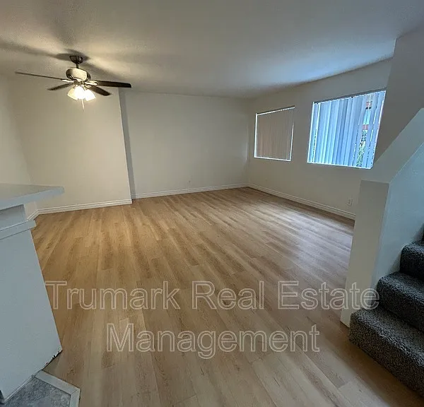 416 W Milford St #C — Photo 5