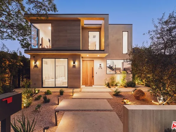 2115 Walnut Ave, Venice, CA 90291