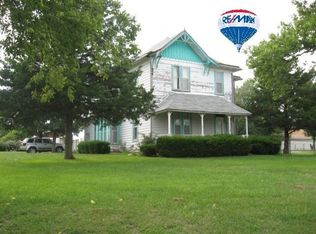 118 E Grant St, White City, KS 66872