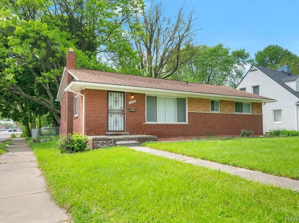 13905 Longacre St, Detroit, MI 48227