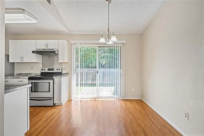 1015 E Yager Ln #84 — Photo 7