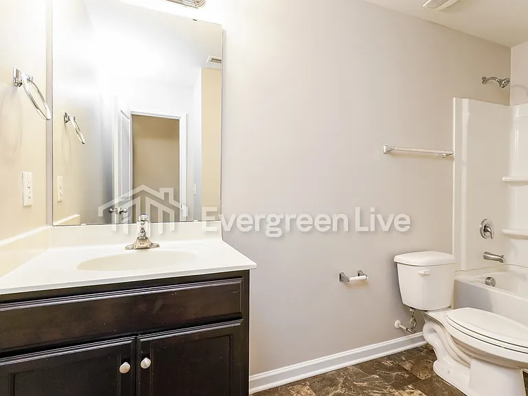 1428 Aurora Glen Dr — Photo 4