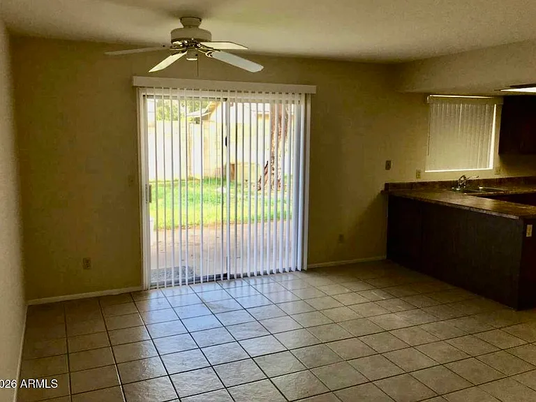 5712 E Estrid Cir — Photo 4