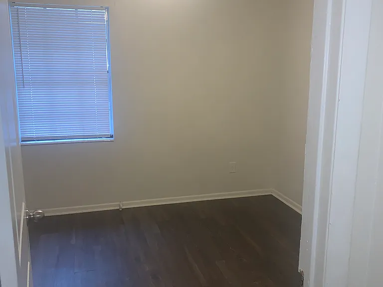 1360 Langley Ave #B — Photo 10