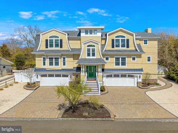 59 Holly Dr, Long Beach, NJ 08008