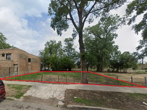 3352 W Carroll Ave, Chicago, IL 60624
