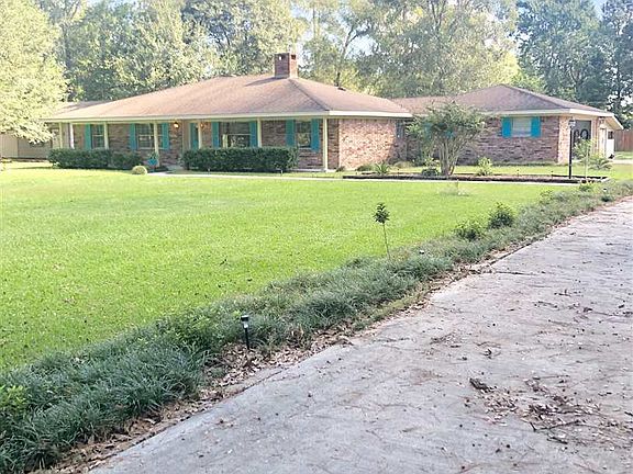 3rd image of 8312 Chaucer Dr