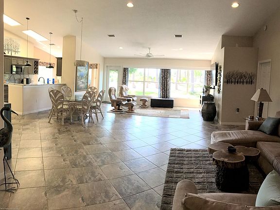 4th image of 18441 Bent Pine Dr