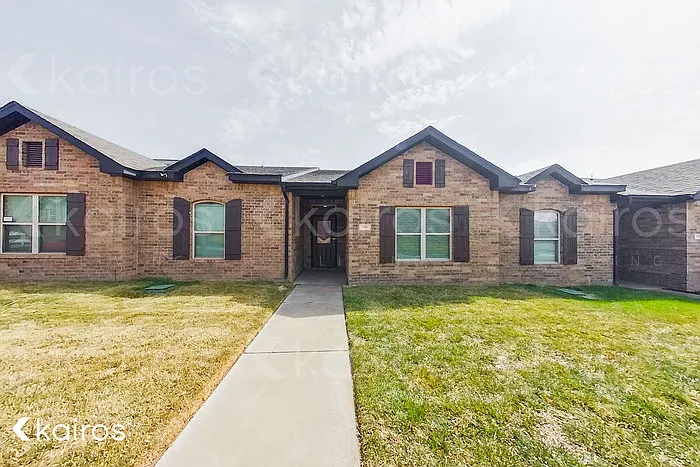 3 bed, 2.0 bath, 1675 sqft, $1,885 — Photo 1