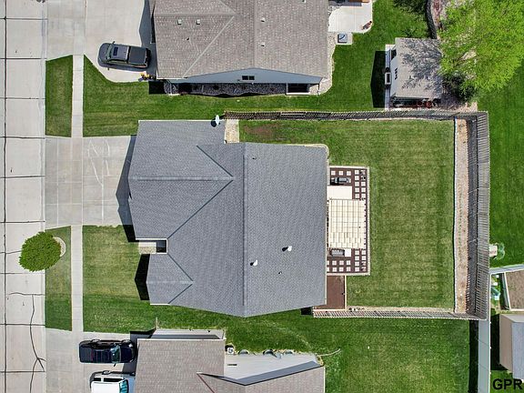 3rd image of 7935 Mandalay Dr