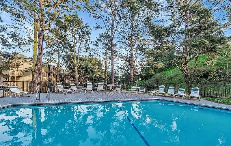 1 bed, 1.0 bath, 717 sqft, $1,800 — Photo 4