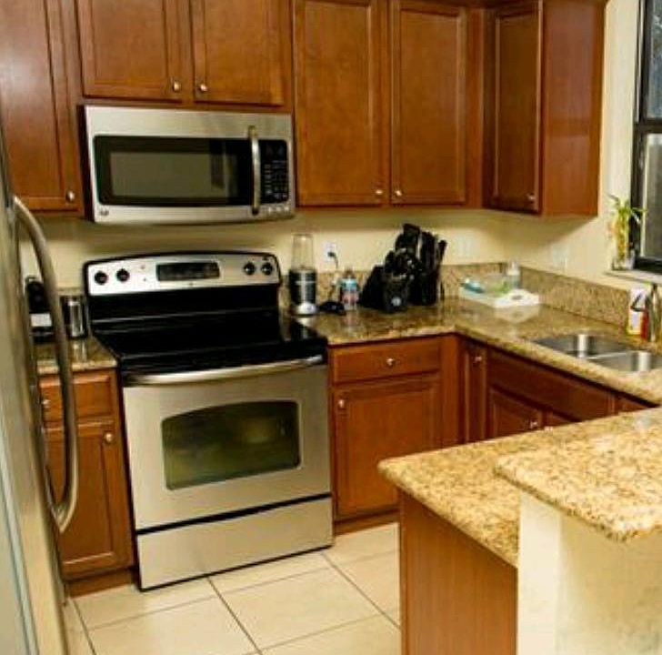 2nd image of 11672 NW 87th Ln