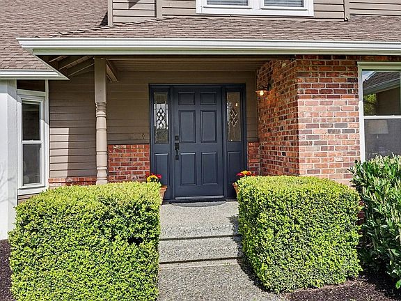 4th image of 23926 25th Drive SE