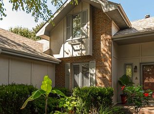 5627 S Roanoke Ave, Springfield, MO 65810