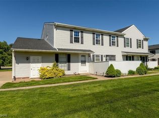 6502 Liberty Bell Dr #30B, Brookpark, OH 44142