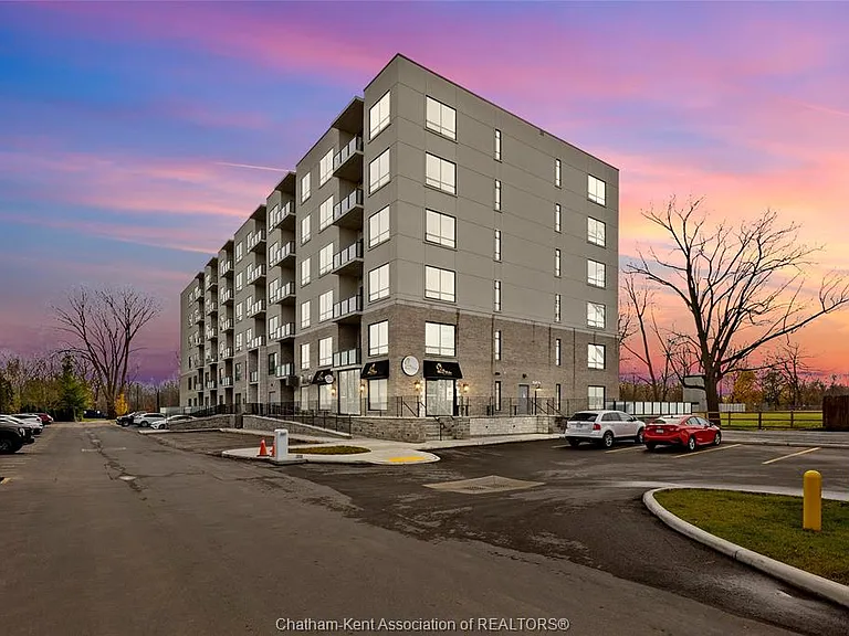 364 Grand Ave E #310 — Photo 44