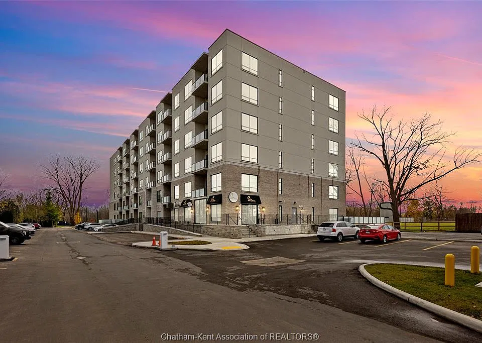 364 Grand Ave E #307