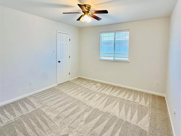 2800 Canyon Valley Run — Photo 10