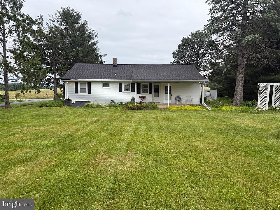 2nd image of 4514 Shangri La Rd