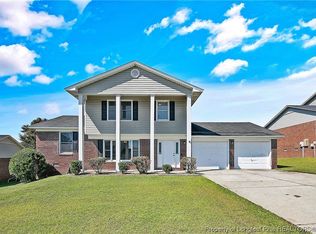 906 Issac Dock Dr, Fayetteville, NC 28314