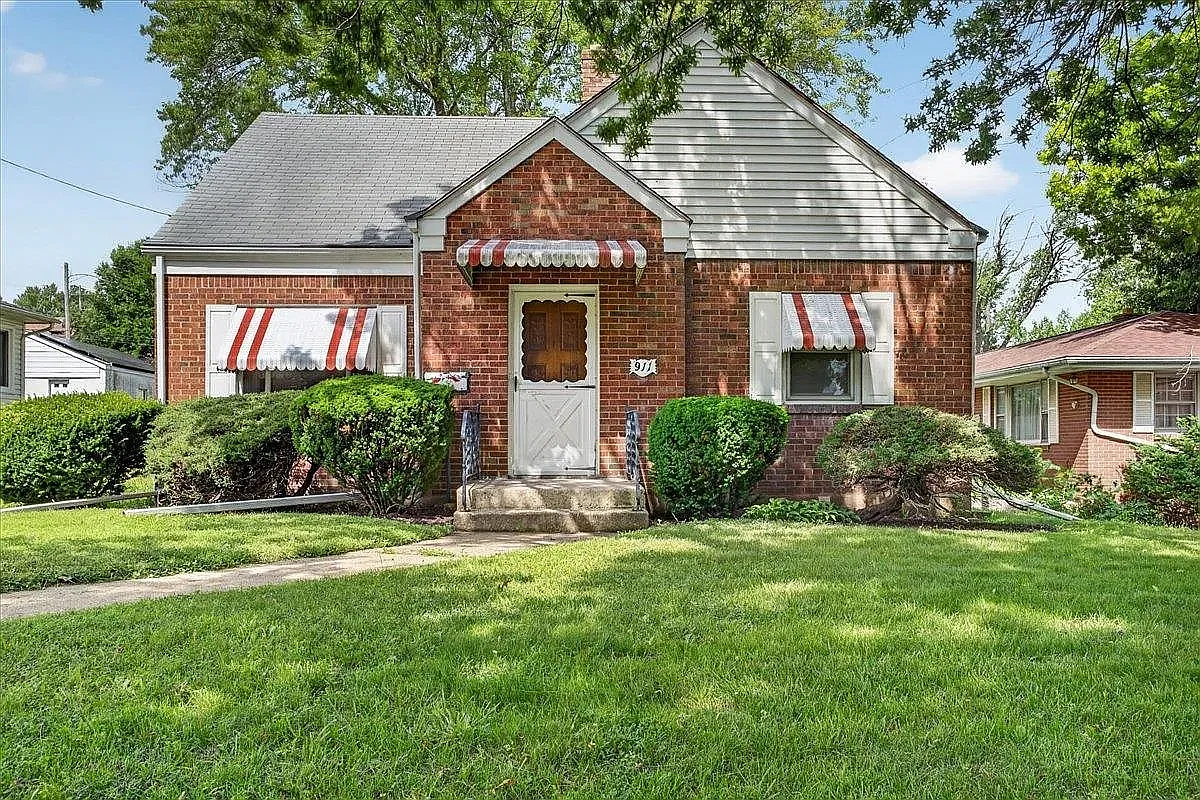 3 bed, 1631 sqft, $1,860 — Photo 3