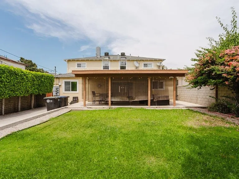 336 W Lexington Dr — Photo 25