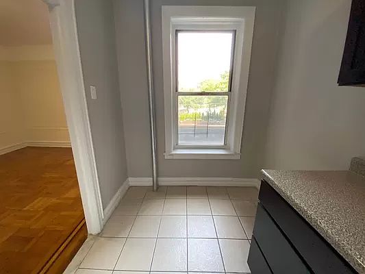 4th image of 84-06 109th St #8