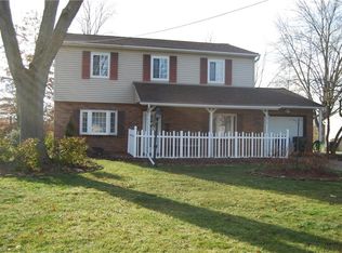 34419 W Point Dr, North Ridgeville, OH 44039