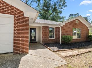 10325 Creek Bend Dr, Tyler, TX 75707