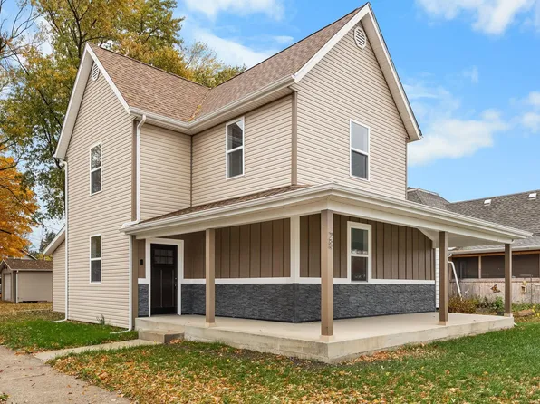 28 S Church St, Otterbein, IN 47970