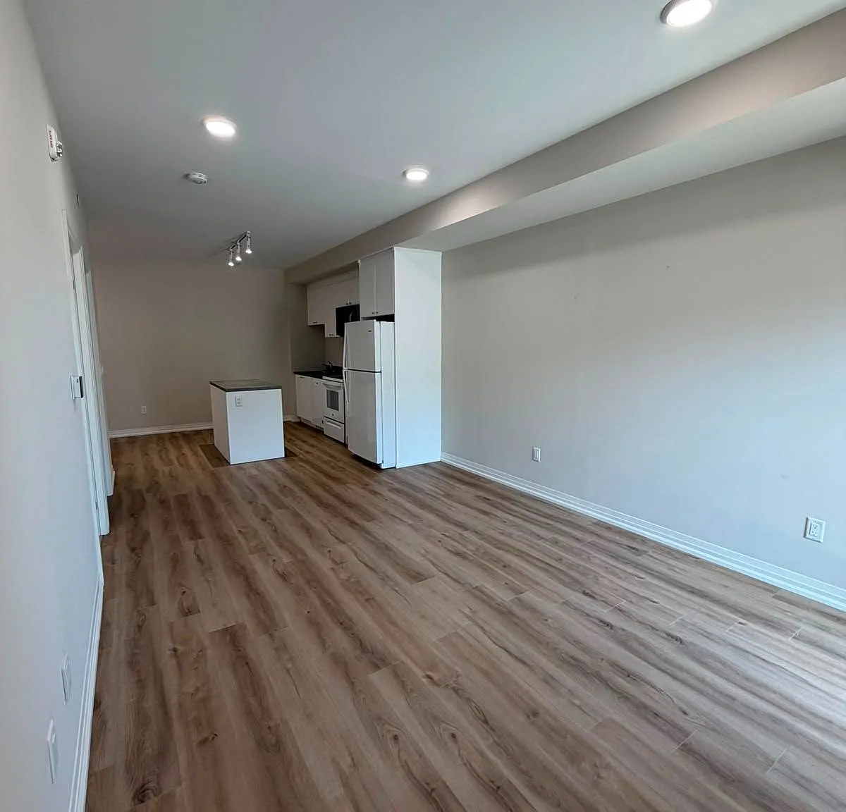 1 bed, $1,800 — Photo 4