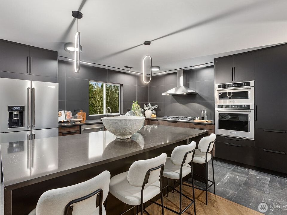 1st image of 31129 Cobble Hill Drive SE