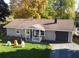 15 Tioga Ln, Plattsburgh, NY 12901