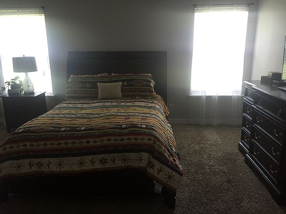 4th image of 331 Gaston Ln