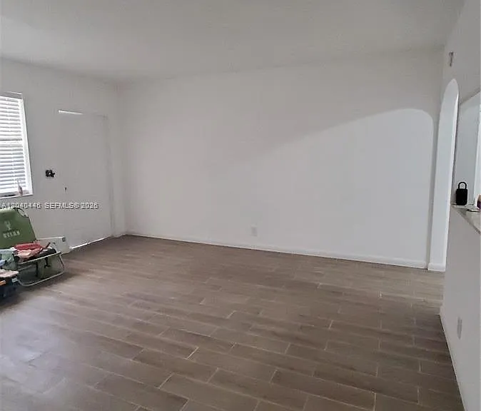 905 SW 4th Ter #E — Photo 17